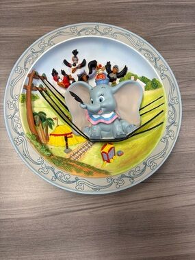 Disney Animated Classics Dumbo  Collectible Plate